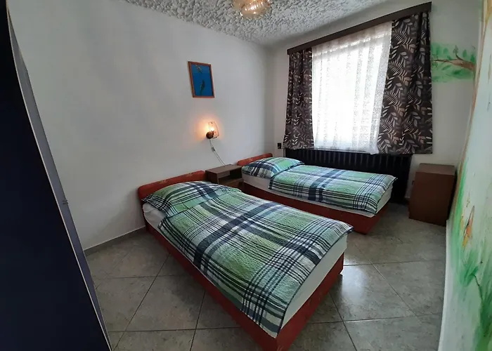 Apartament 4 Feroehelyes